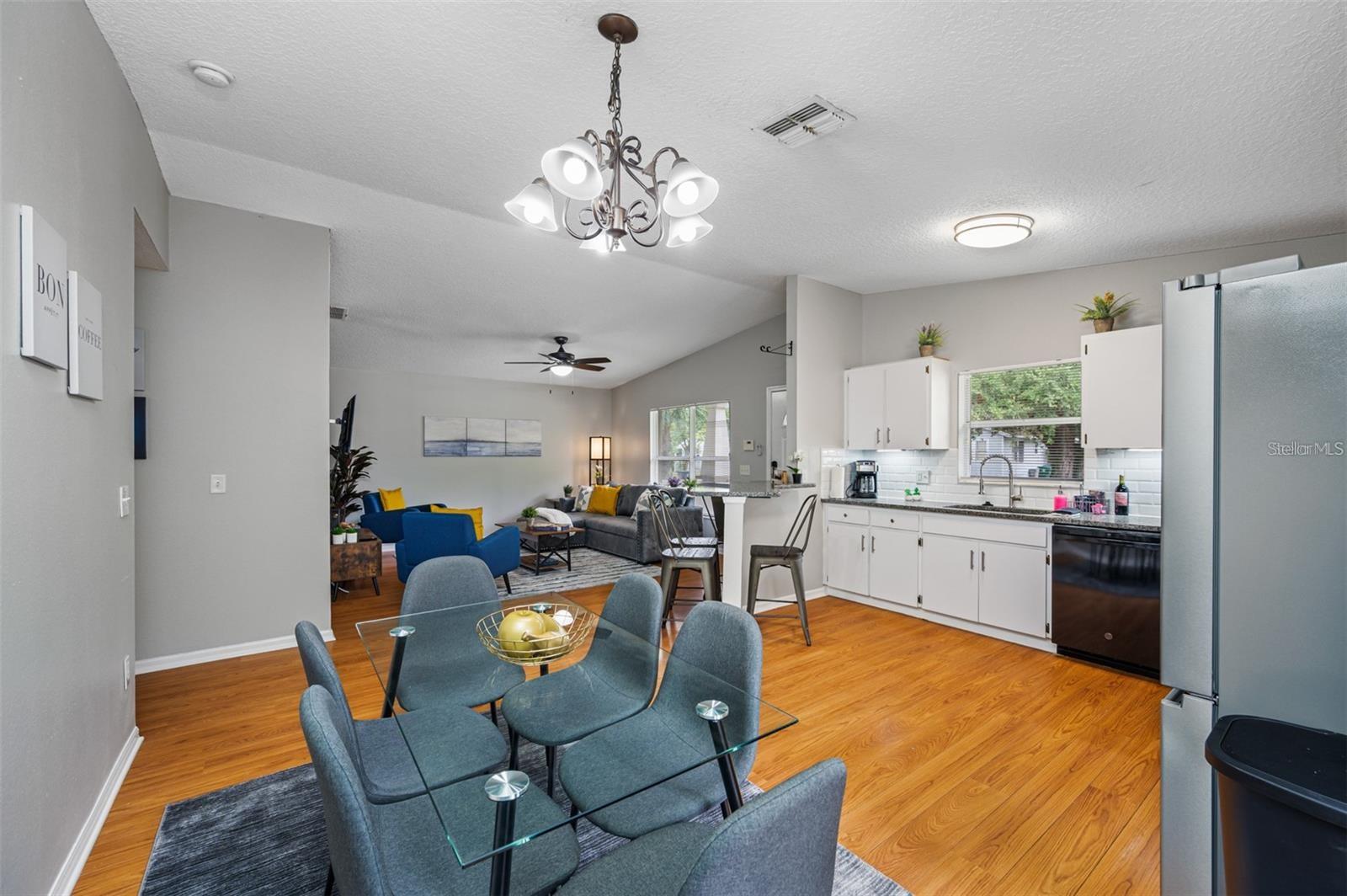 212 W SOUTH AVE, TAMPA, FL, 33603