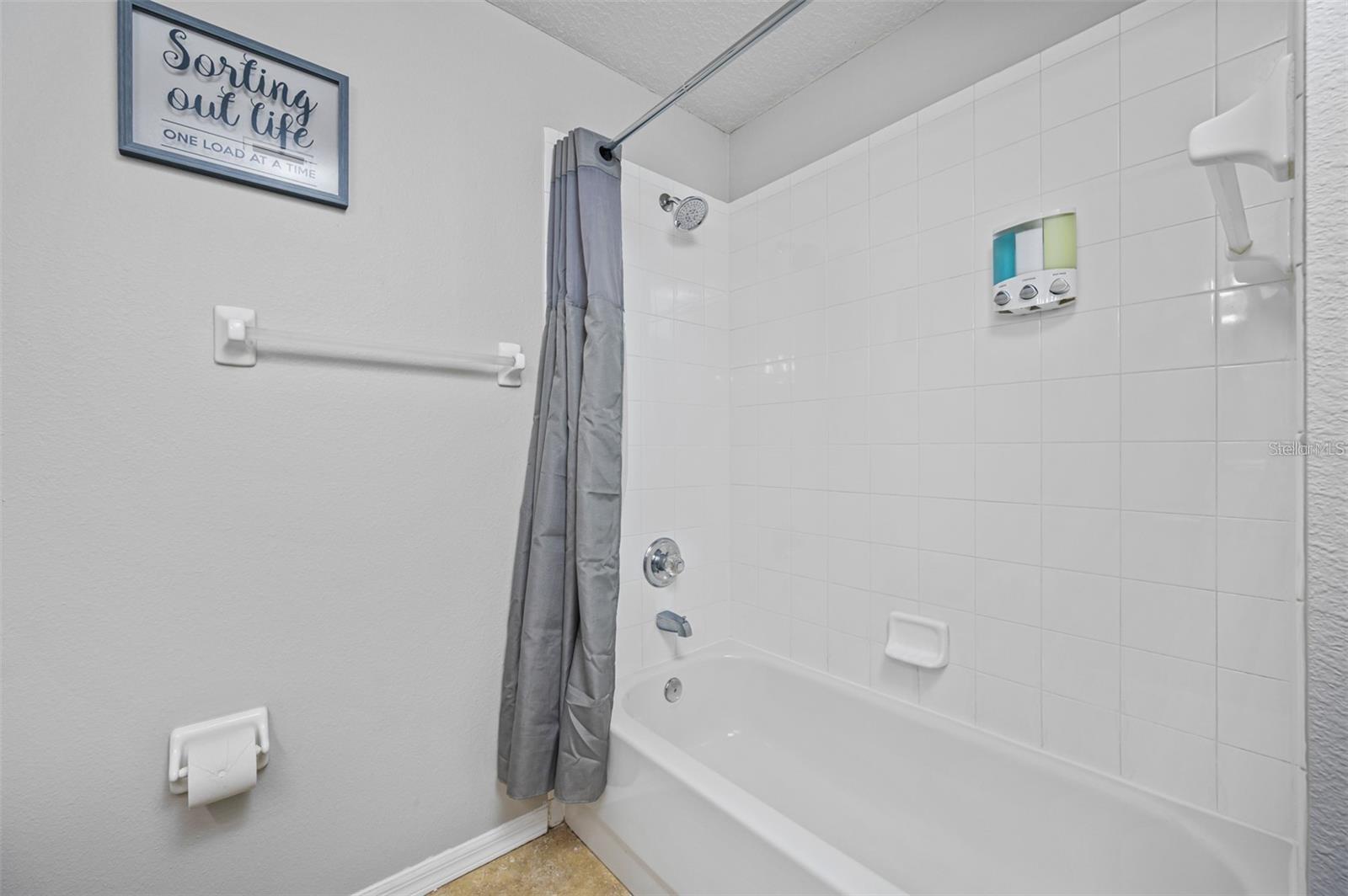 212 W SOUTH AVE, TAMPA, FL, 33603