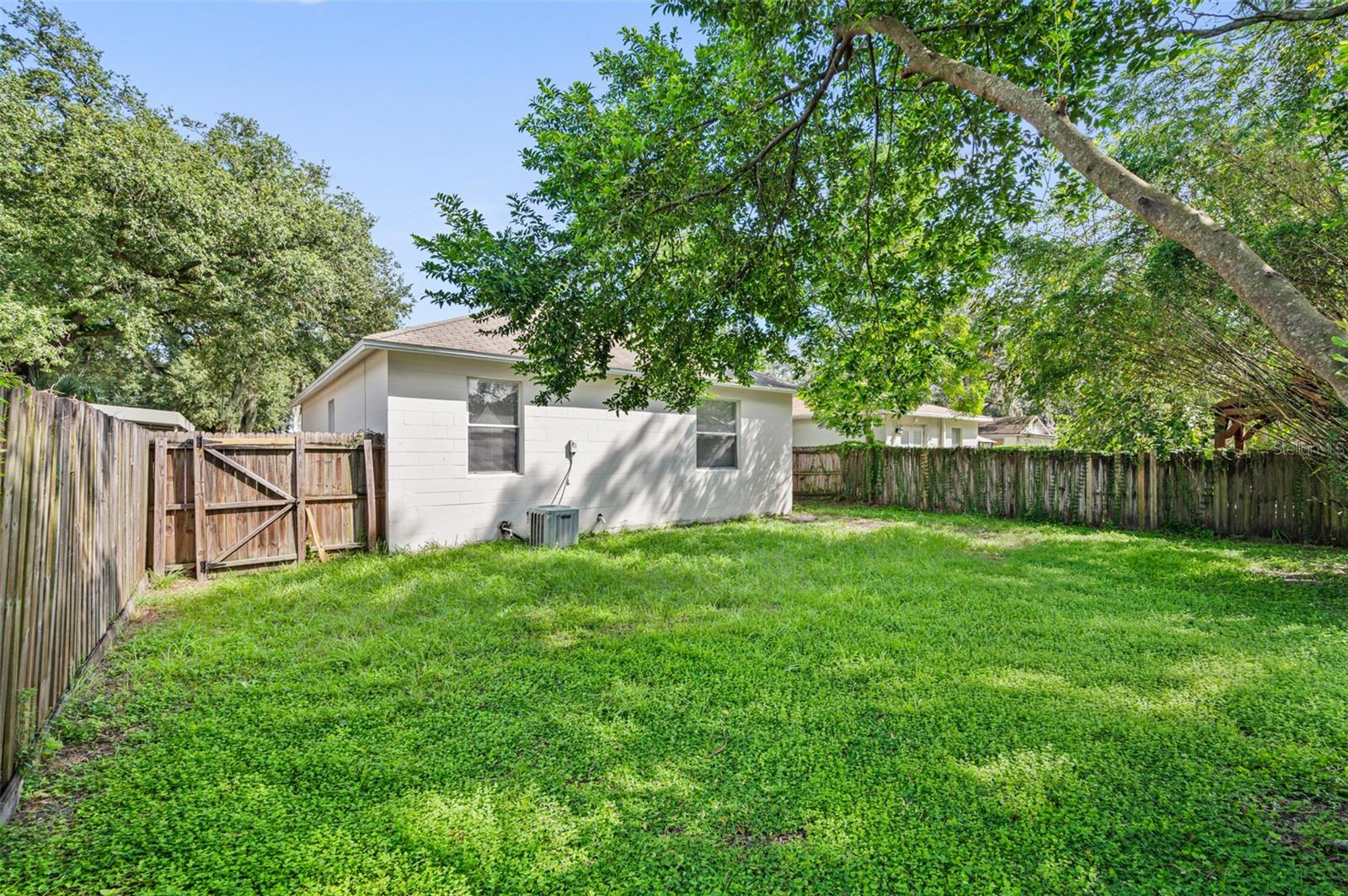 212 W SOUTH AVE, TAMPA, FL, 33603