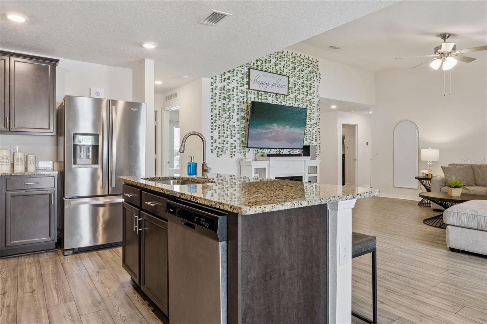 209 CIMARRON DR, KISSIMMEE, FL, 34759