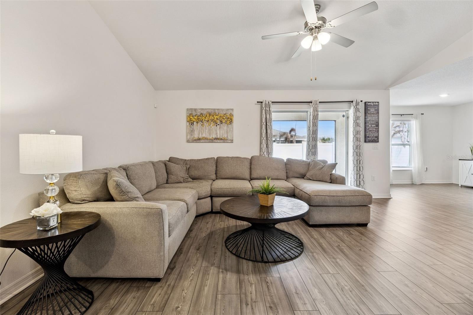 209 CIMARRON DR, KISSIMMEE, FL, 34759