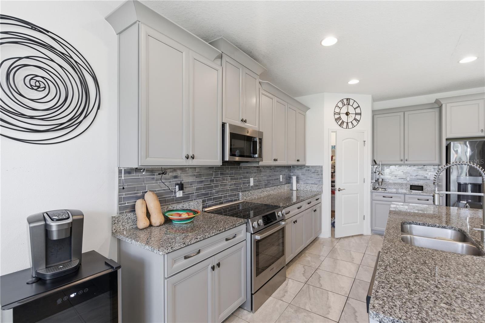 9714 PROVENCAL AVE, SEFFNER, FL, 33584