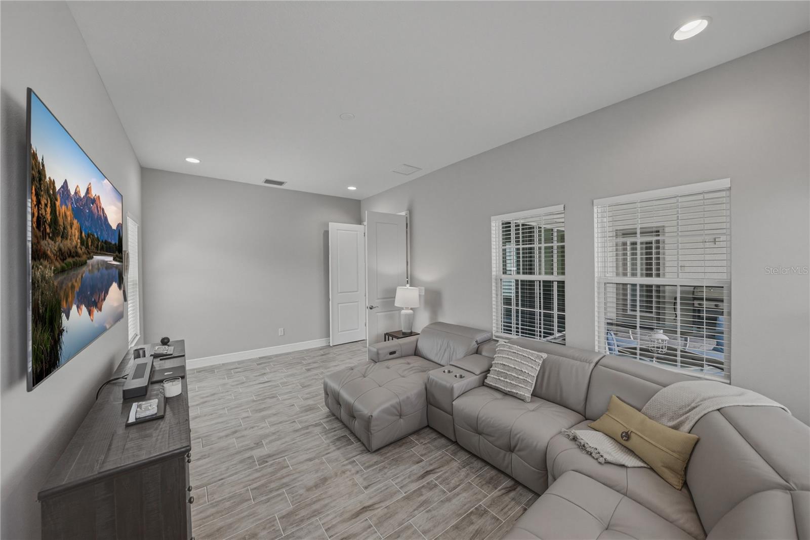 Workout/bonus/potential 4th bedroom