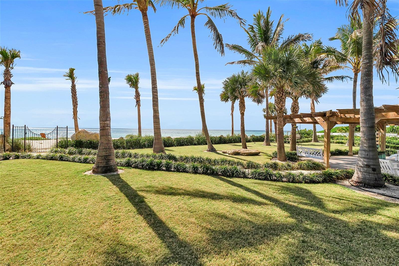621 CASEY KEY RD, NOKOMIS, FL, 34275