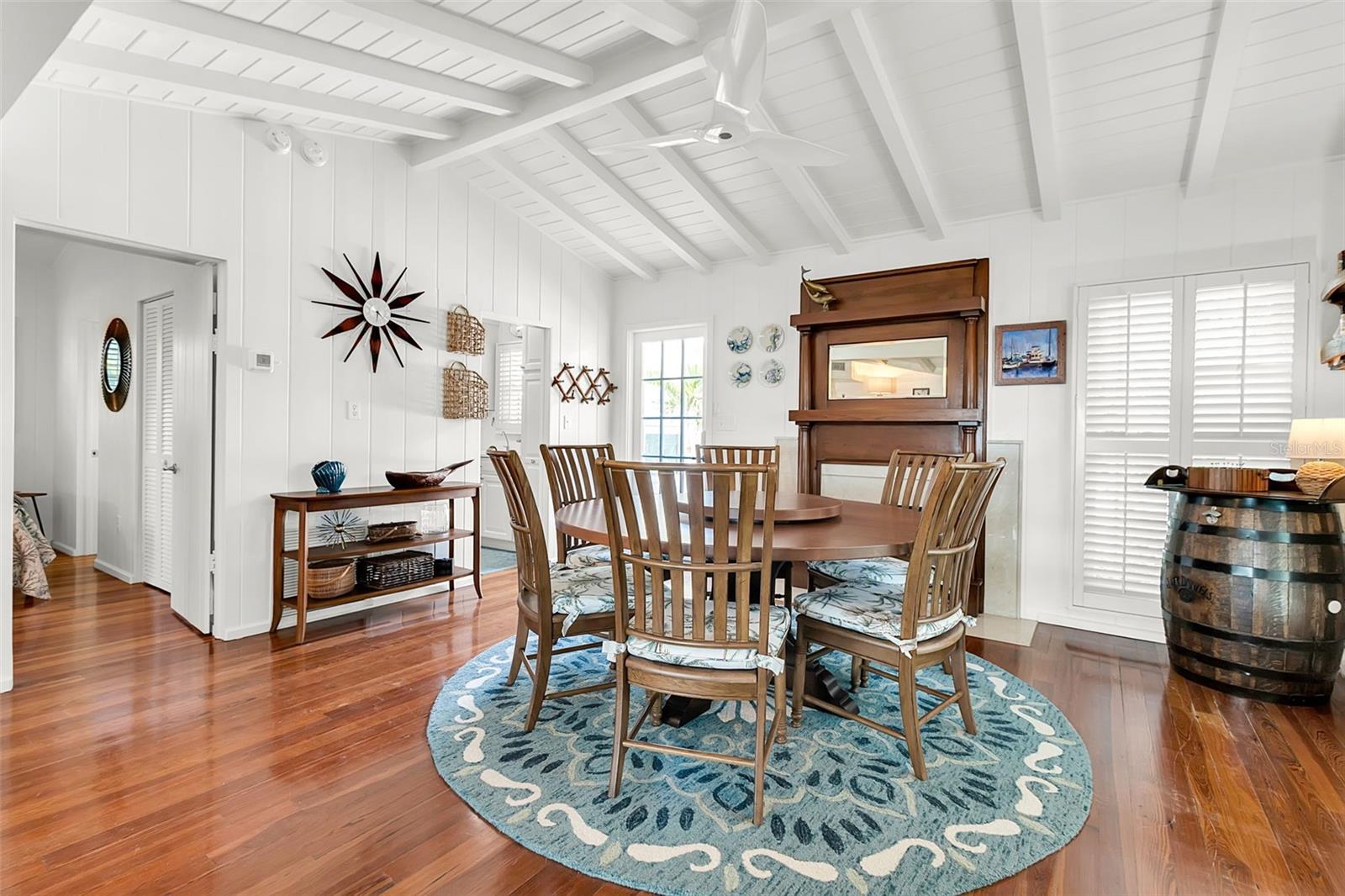 621 CASEY KEY RD, NOKOMIS, FL, 34275