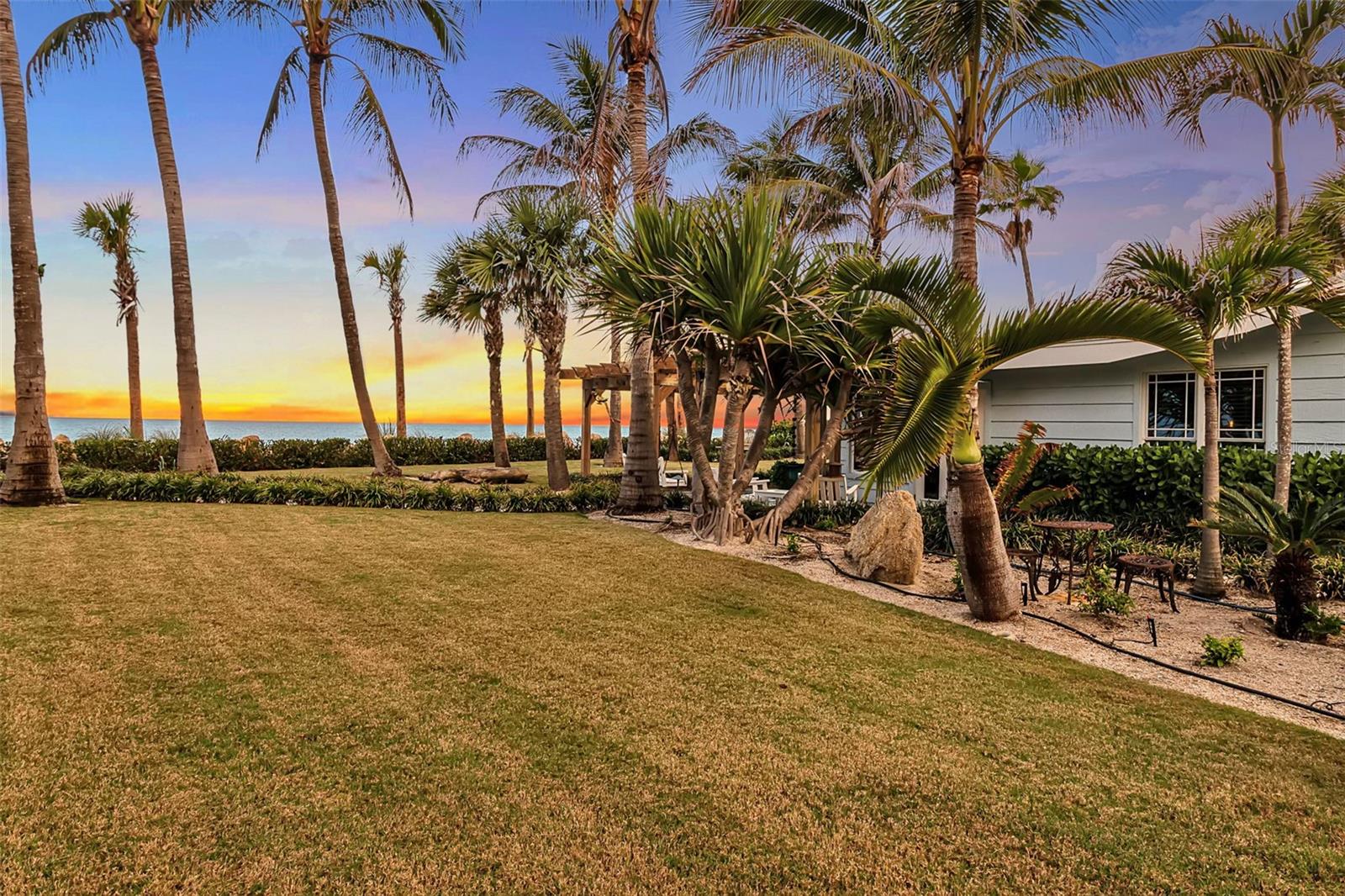 621 CASEY KEY RD, NOKOMIS, FL, 34275