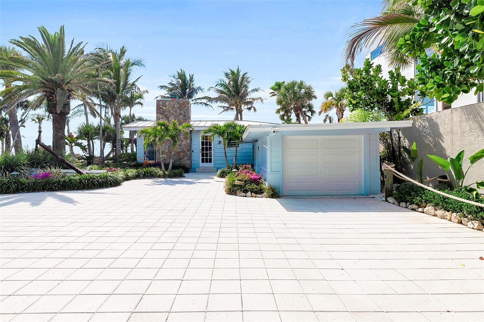 621 CASEY KEY RD, NOKOMIS, FL, 34275