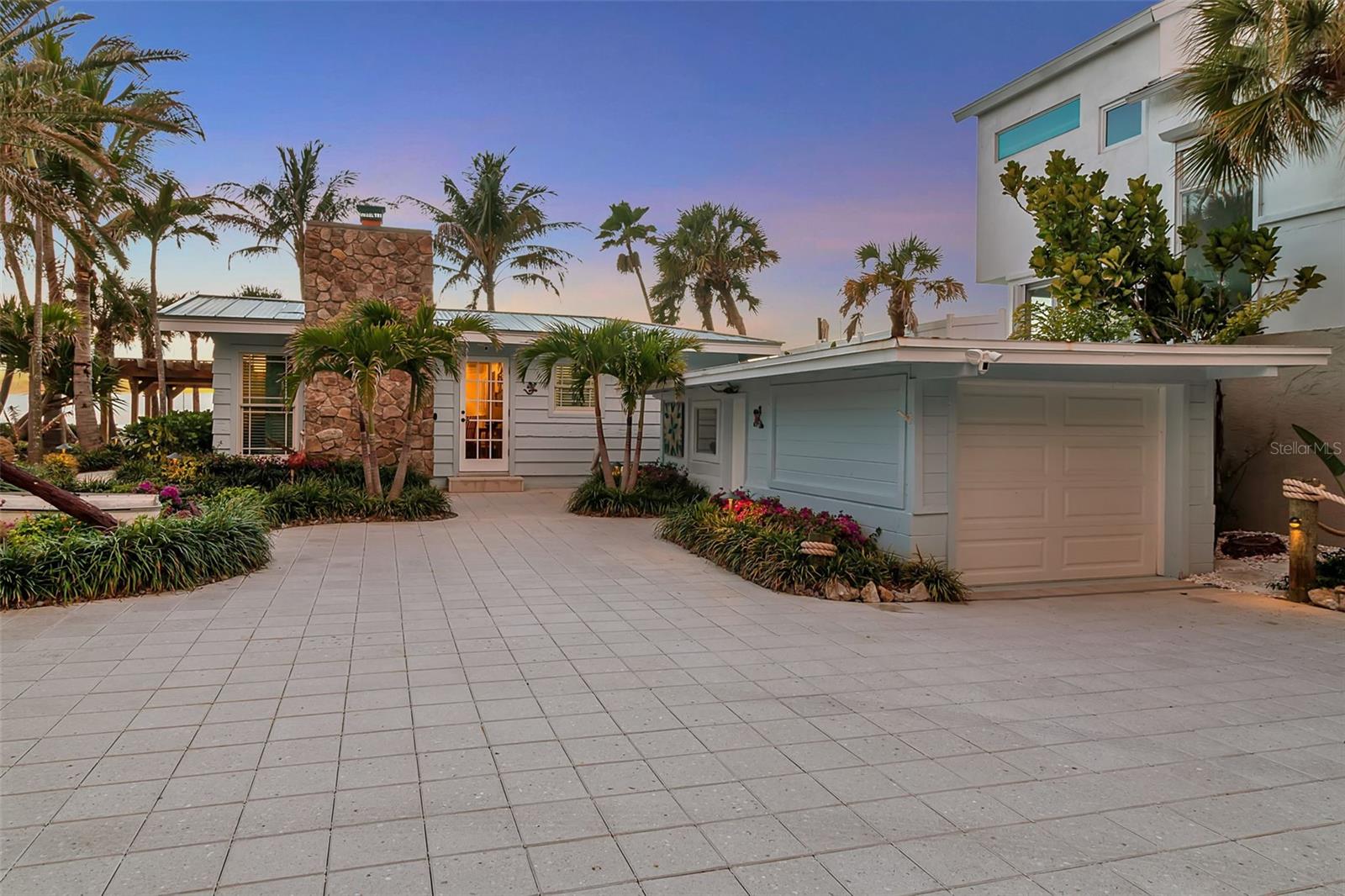 621 CASEY KEY RD, NOKOMIS, FL, 34275
