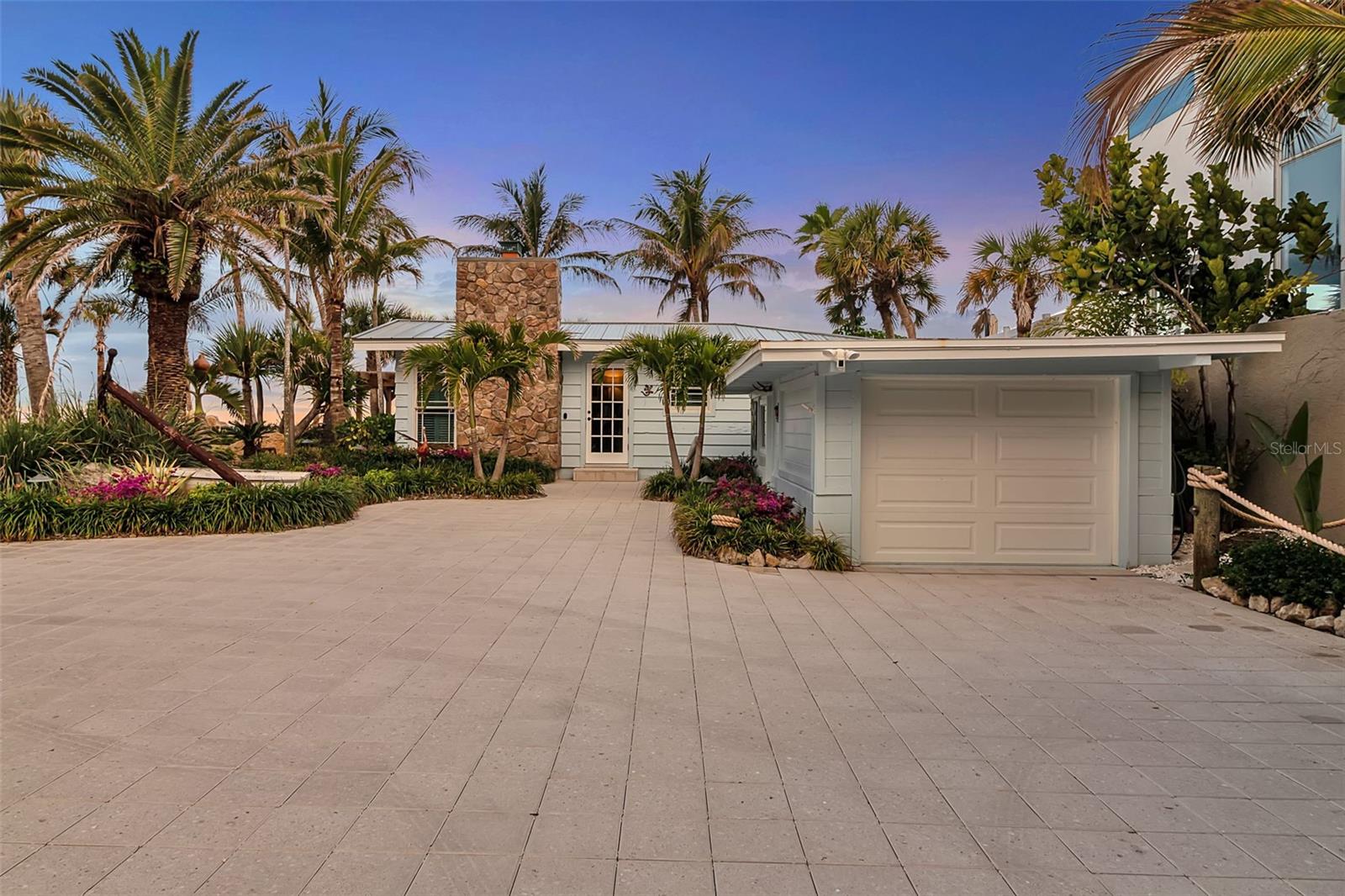 621 CASEY KEY RD, NOKOMIS, FL, 34275