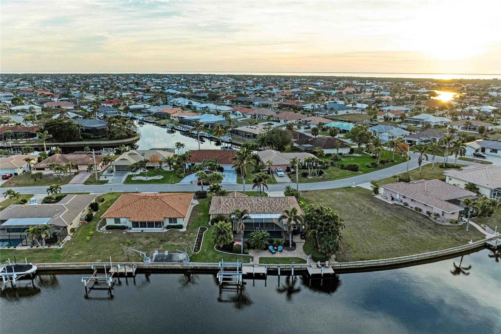 2358 EL CERITO CT, PUNTA GORDA, FL, 33950