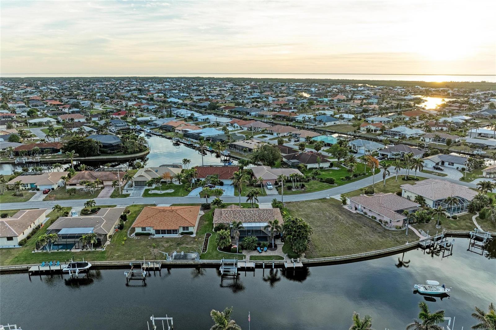 2358 EL CERITO CT, PUNTA GORDA, FL, 33950