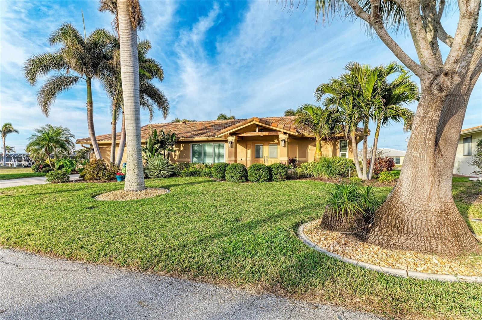 2358 EL CERITO CT, PUNTA GORDA, FL, 33950