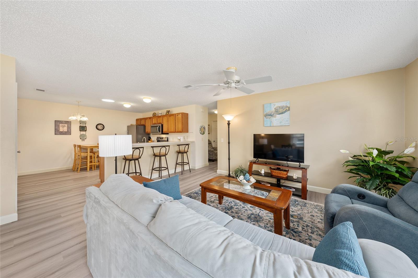 1017 PINEWOOD PL, THE VILLAGES, FL, 32162