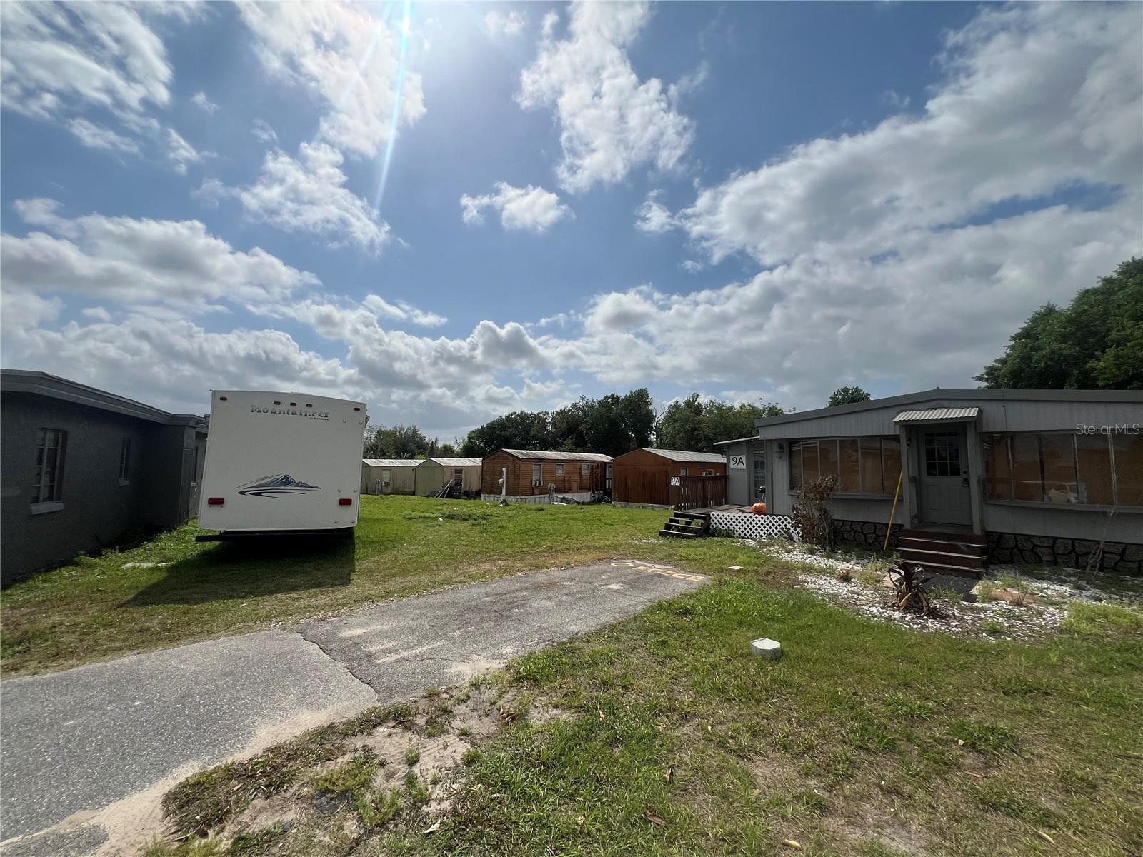15992 W COLONIAL DR, OAKLAND, FL, 34787