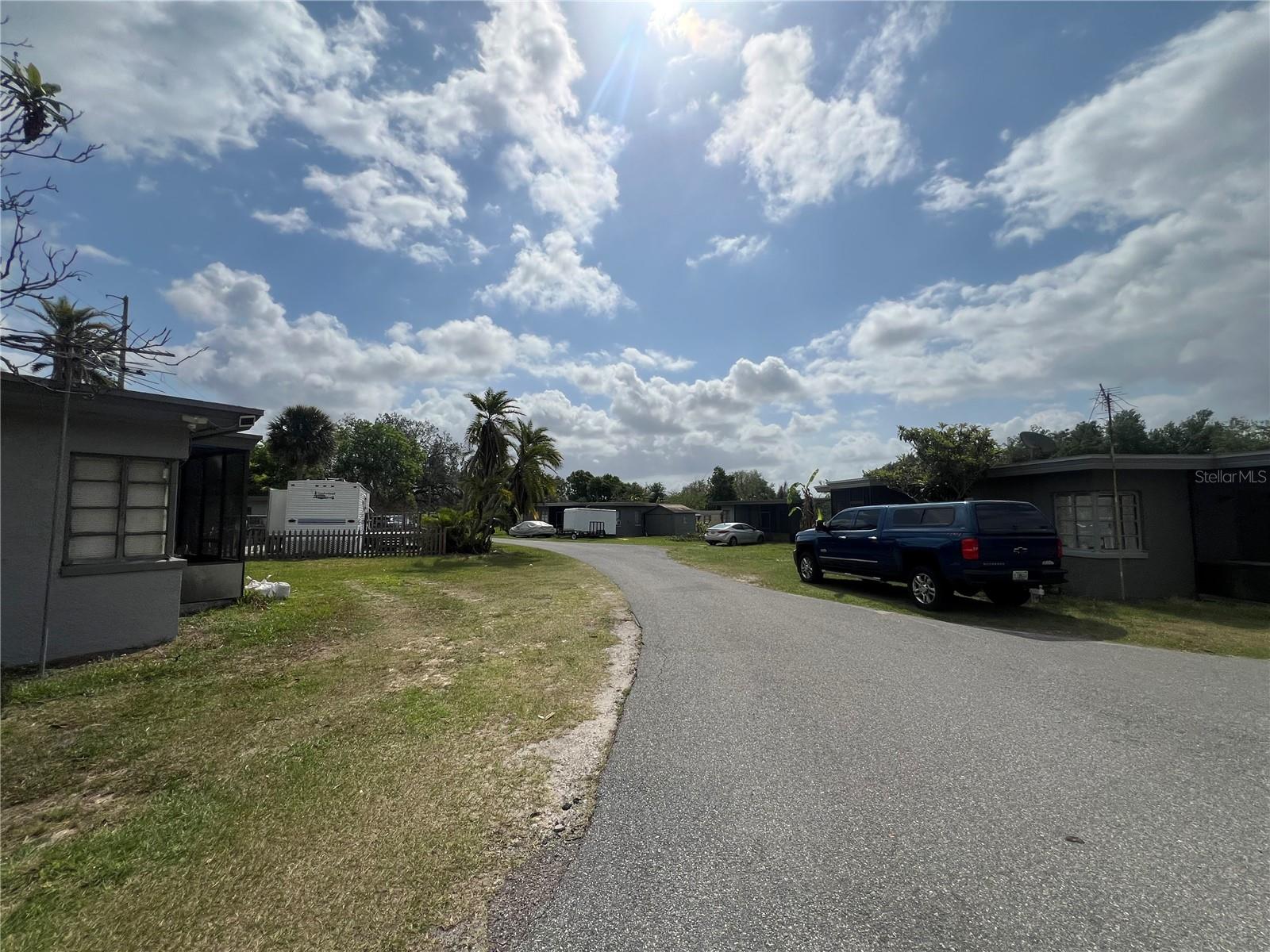 15992 W COLONIAL DR, OAKLAND, FL, 34787