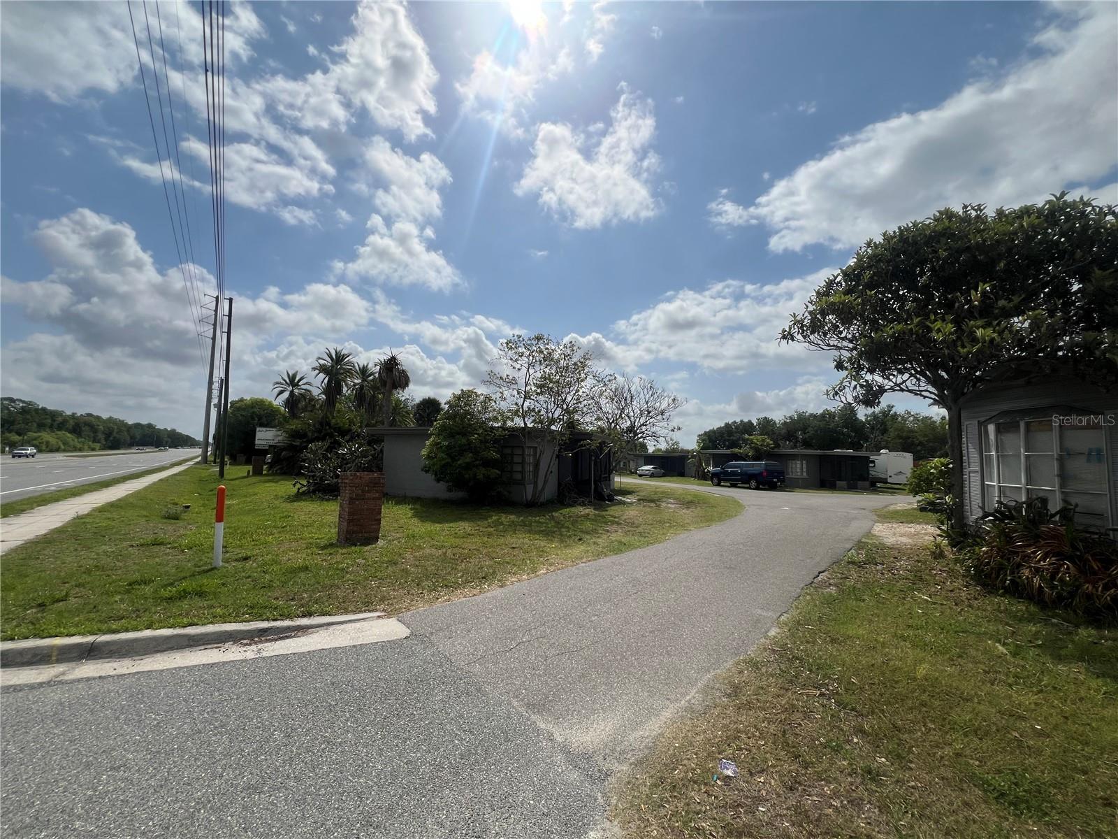 15992 W COLONIAL DR, OAKLAND, FL, 34787