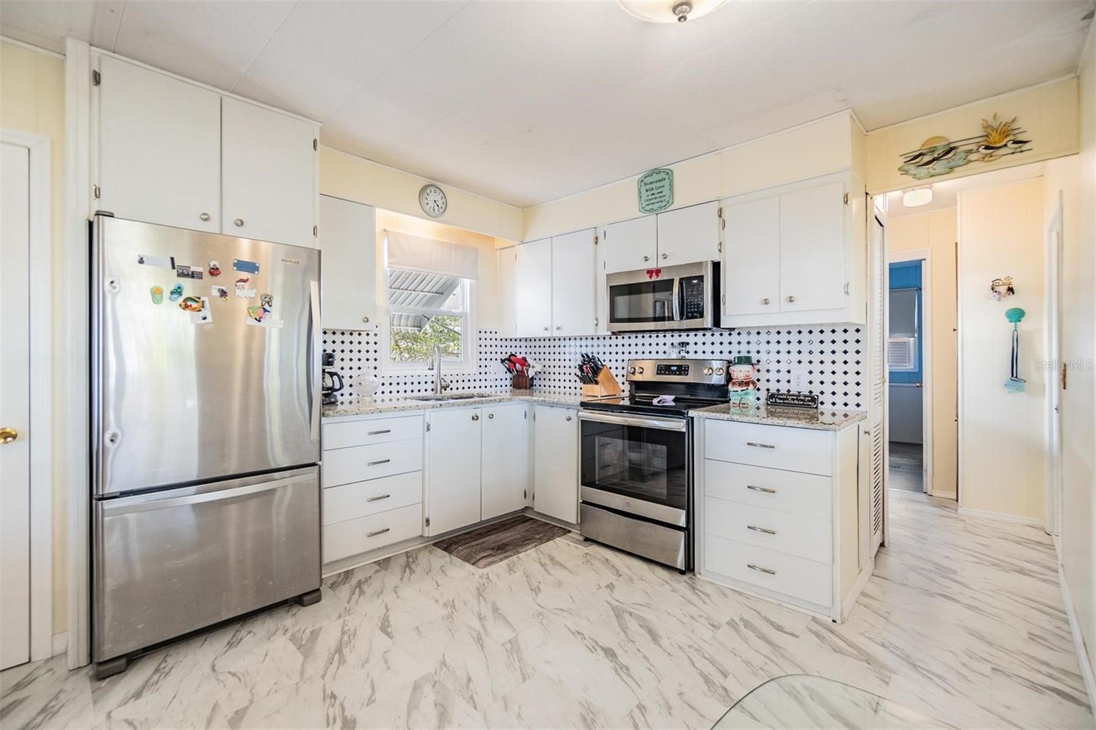 37321 8TH AVE, ZEPHYRHILLS, FL, 33542