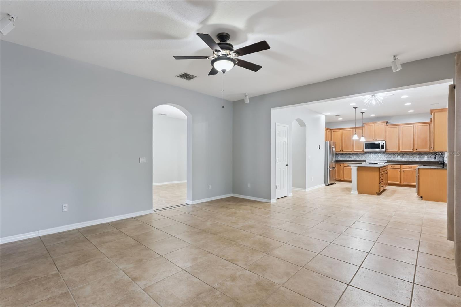 2319 CARNATION HILL CT, ORLANDO, FL, 32820