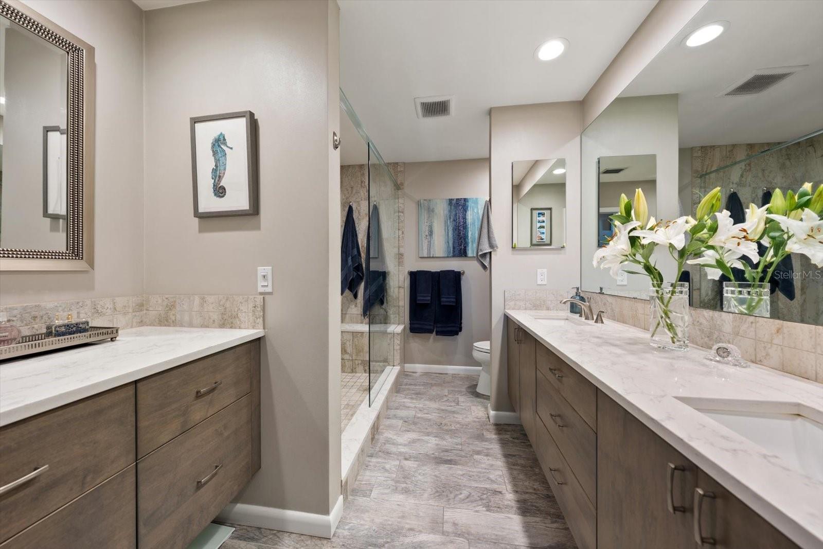 1729 LAURIE LN, BELLEAIR, FL, 33756
