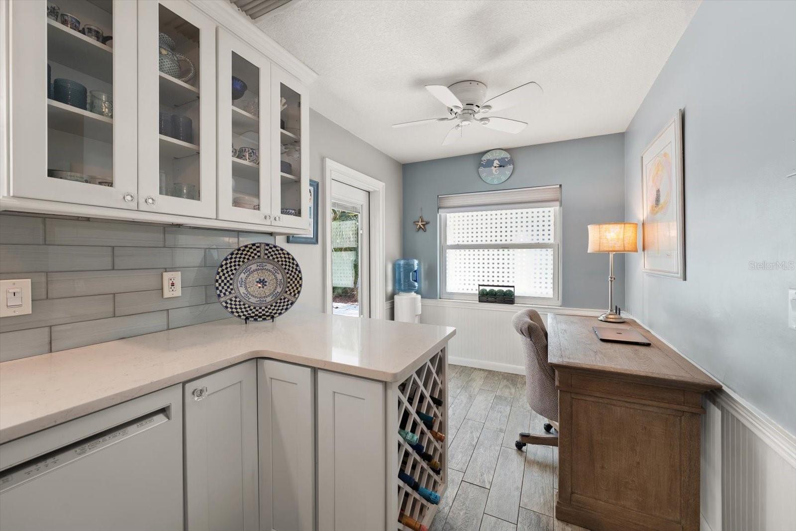 1729 LAURIE LN, BELLEAIR, FL, 33756