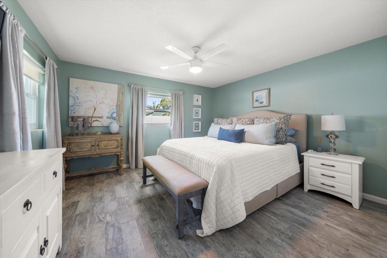 1729 LAURIE LN, BELLEAIR, FL, 33756