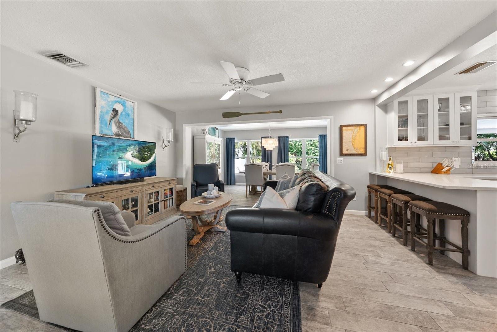 1729 LAURIE LN, BELLEAIR, FL, 33756