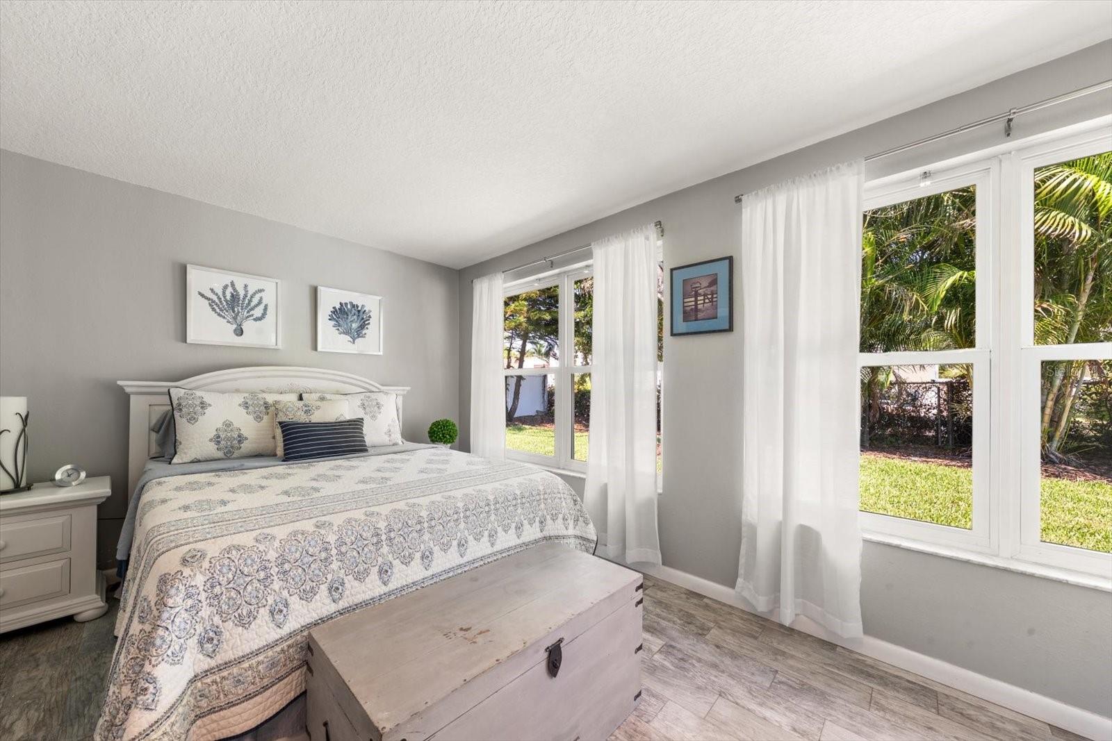 1729 LAURIE LN, BELLEAIR, FL, 33756