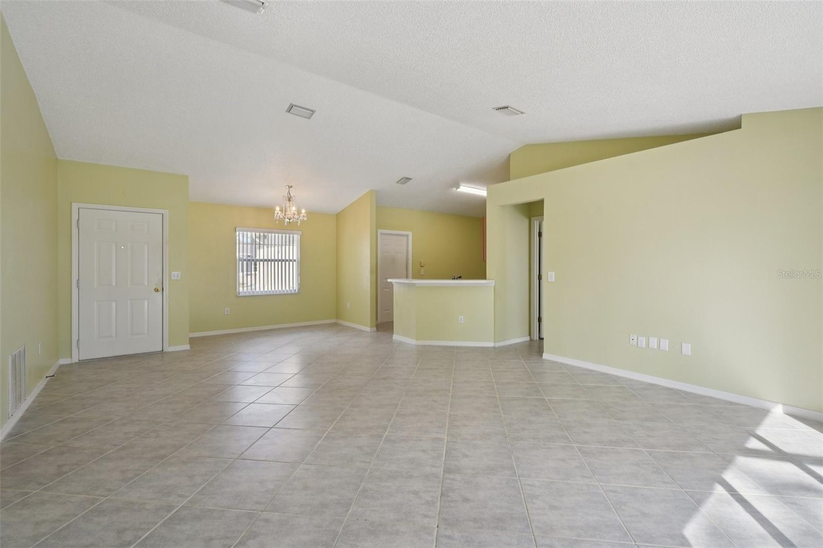 62 KANKAKEE TRL, PALM COAST, FL, 32164
