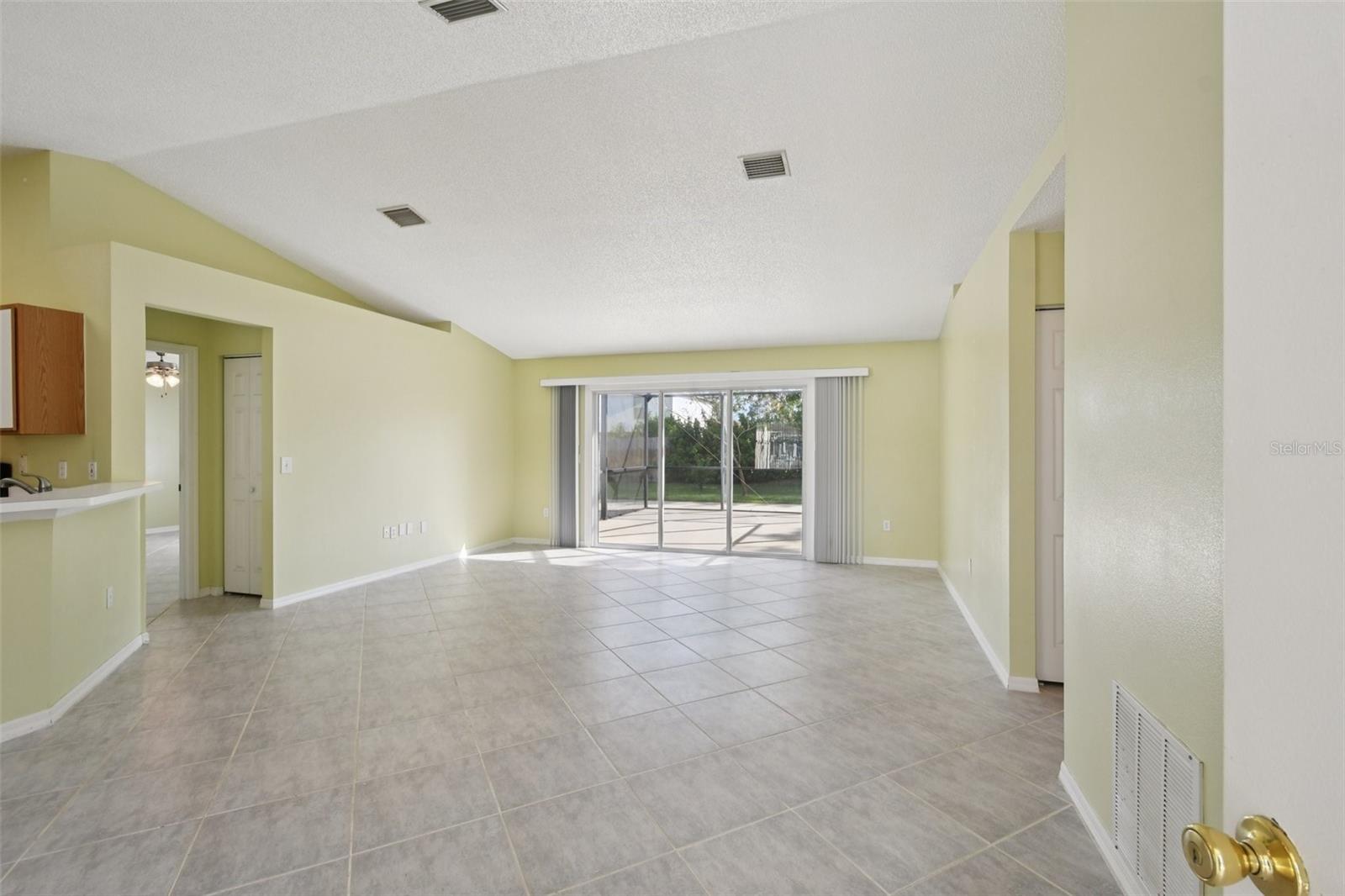 62 KANKAKEE TRL, PALM COAST, FL, 32164