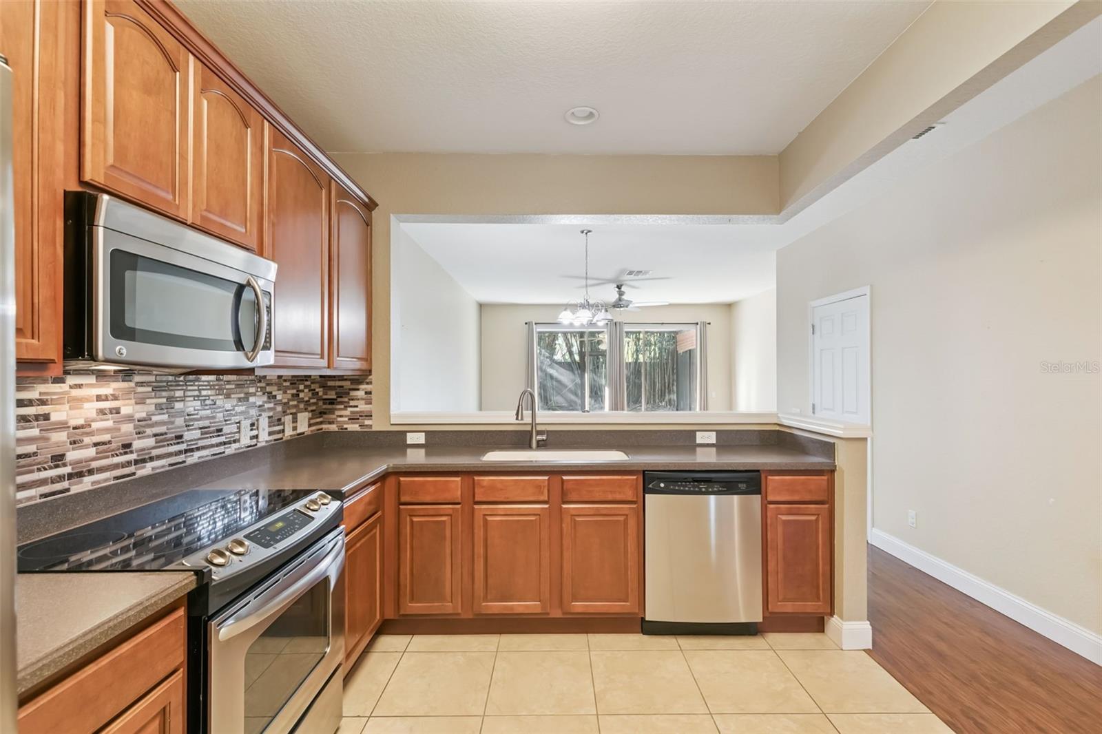 1111 LEVENSOR CT, SANFORD, FL, 32771