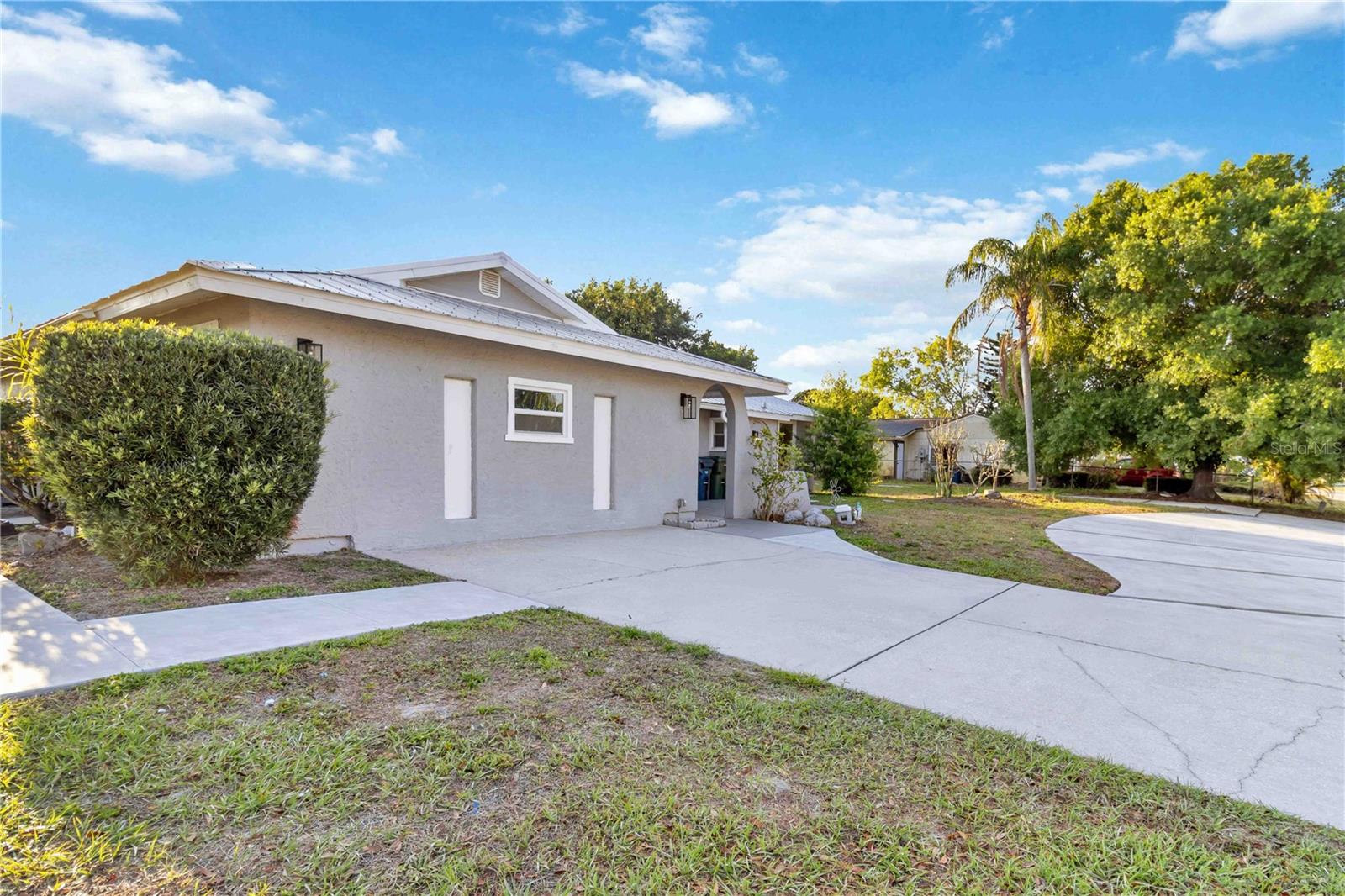 2380 LOCKWOOD MEADOWS WAY, SARASOTA, FL, 34234