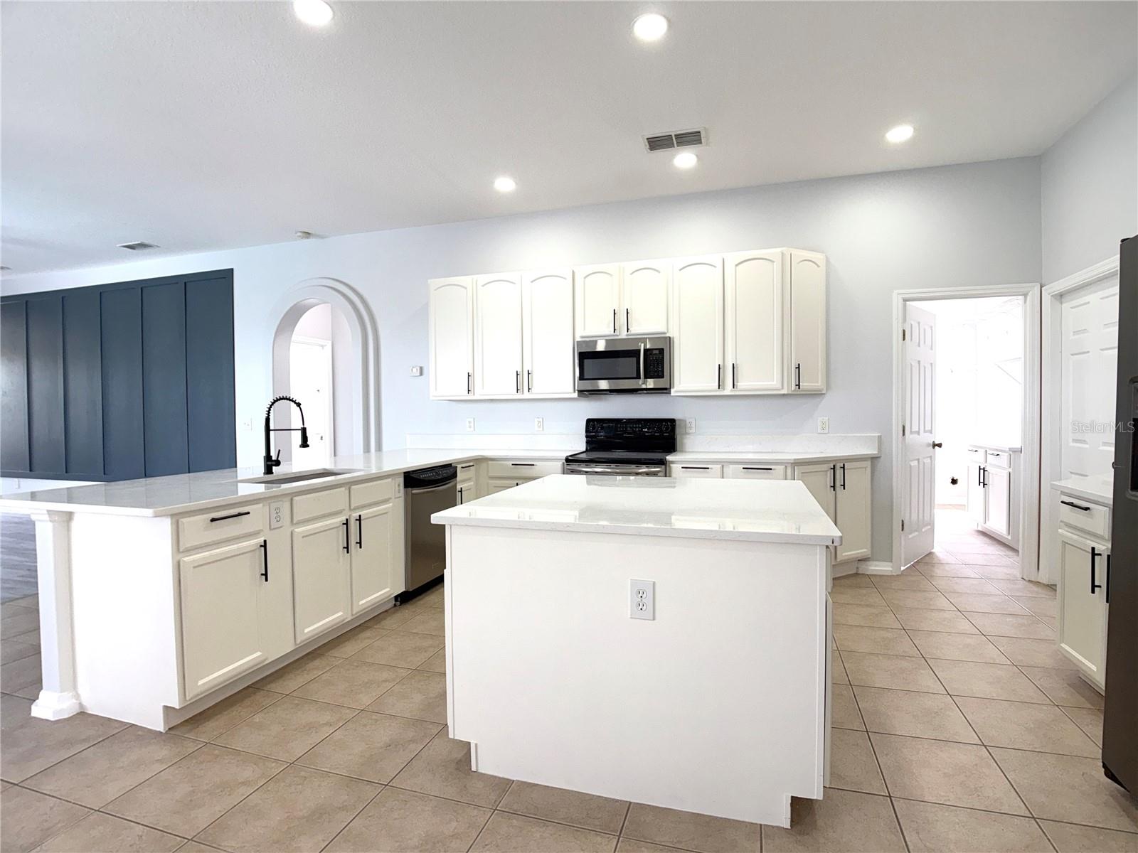 448 COVENTRY RD, DAVENPORT, FL, 33897