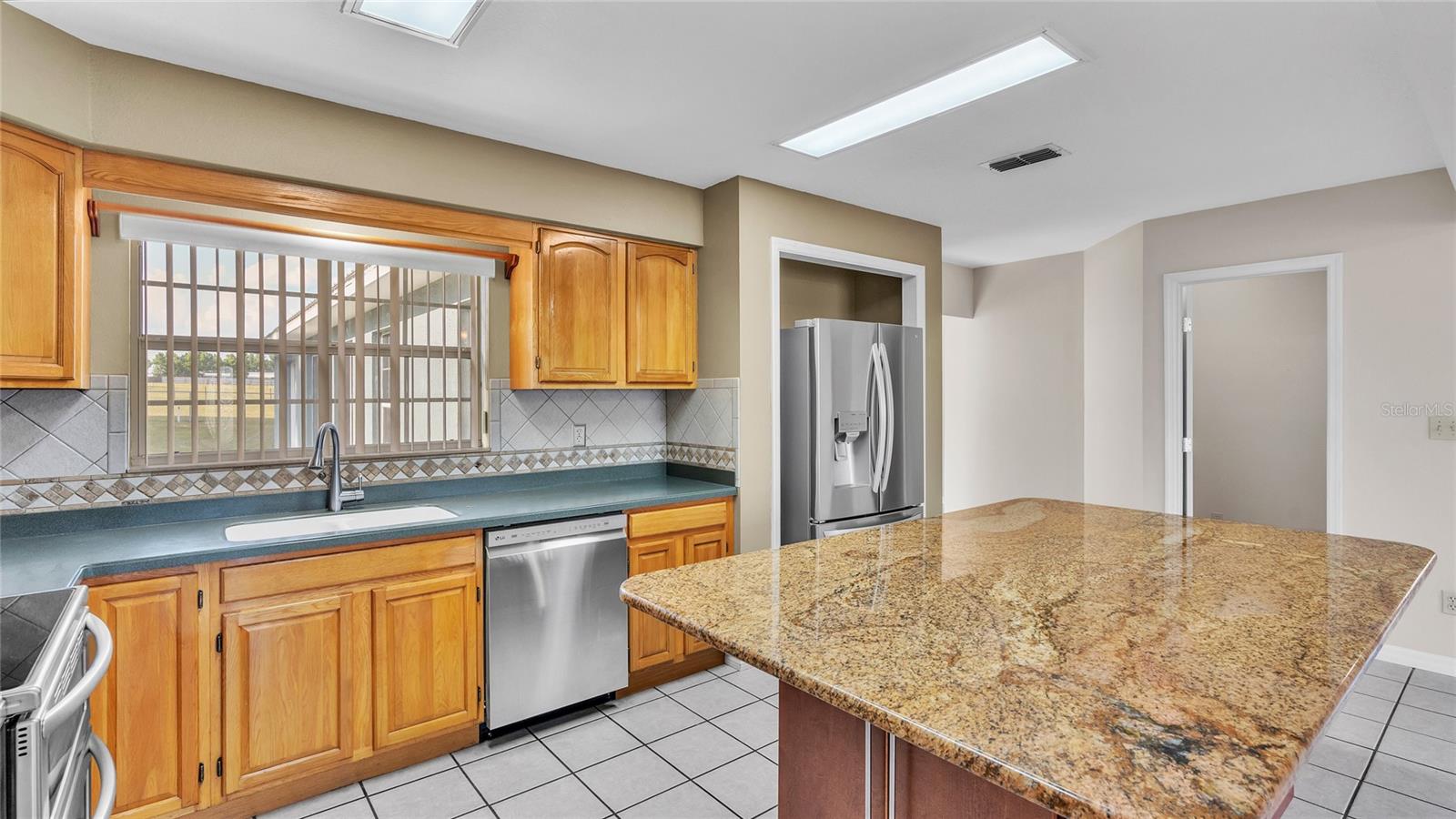 6110 DOWNING ST, DOVER, FL, 33527