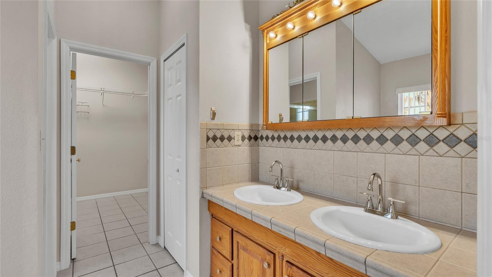 6110 DOWNING ST, DOVER, FL, 33527
