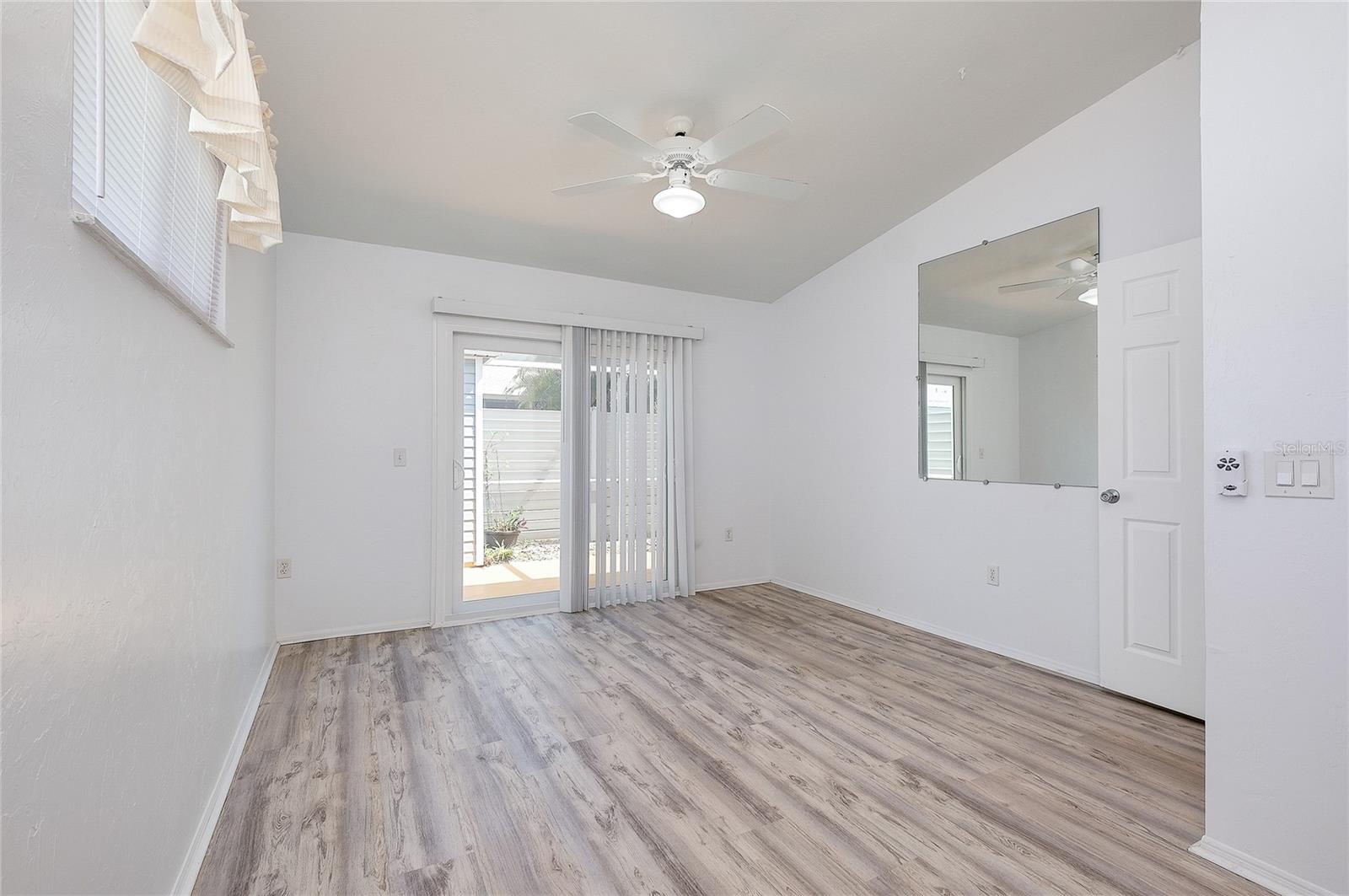 3300 LOVELAND BLVD #101, PUNTA GORDA, FL, 33980