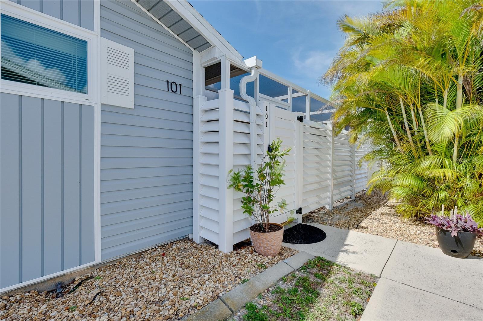 3300 LOVELAND BLVD #101, PUNTA GORDA, FL, 33980