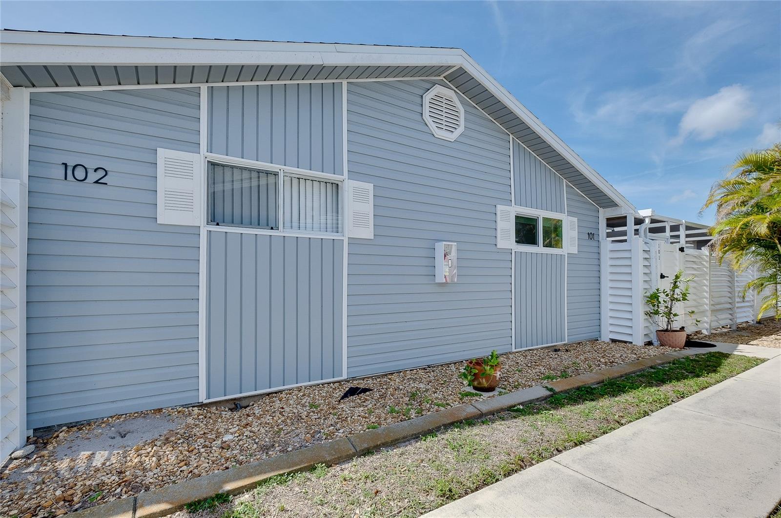 3300 LOVELAND BLVD #101, PUNTA GORDA, FL, 33980