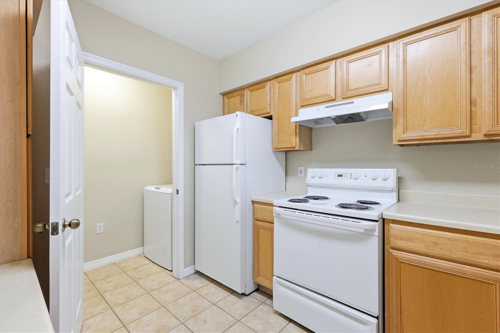 1015 VILLAGIO CIR #202, SARASOTA, FL, 34237