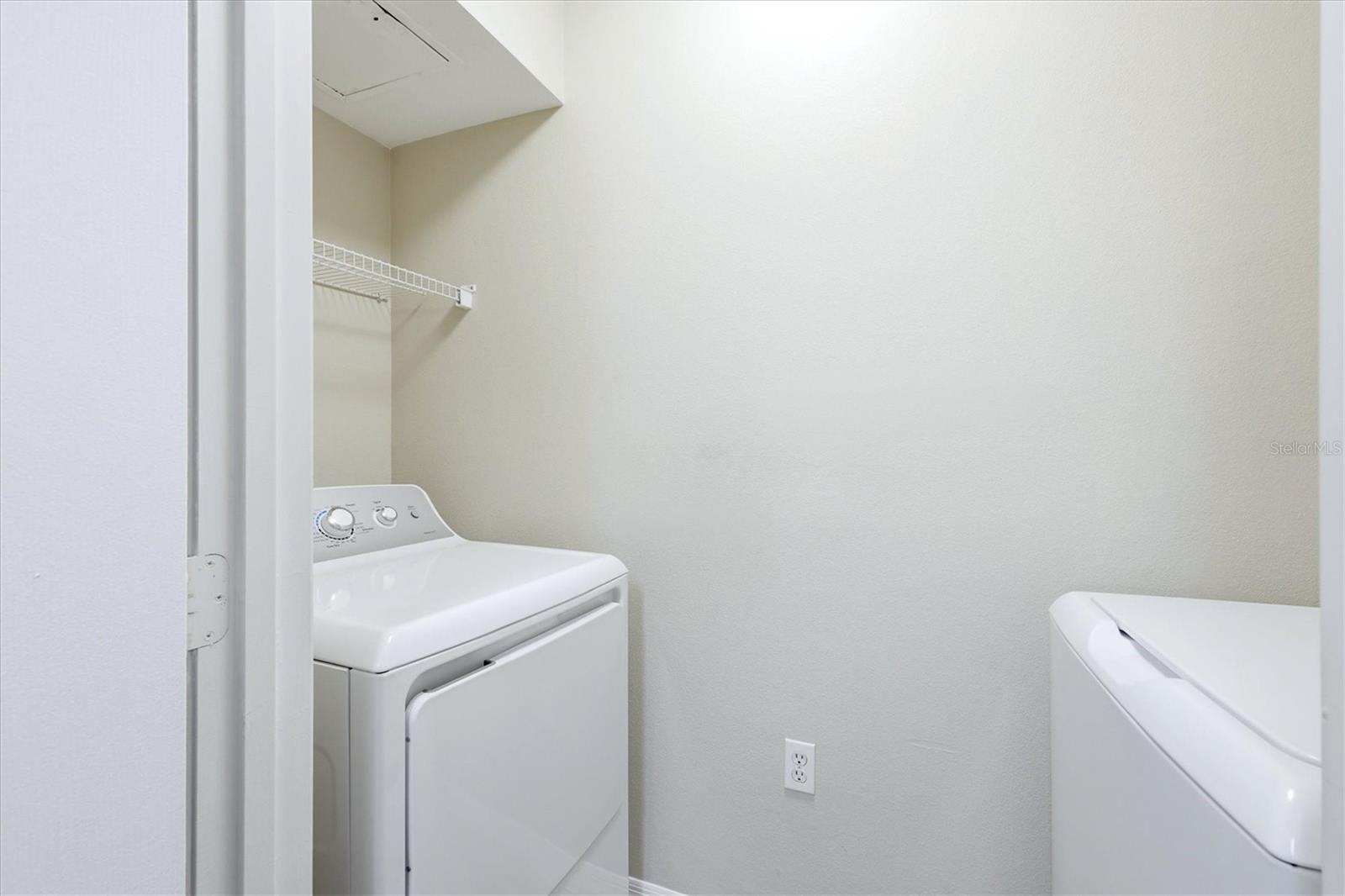1015 VILLAGIO CIR #202, SARASOTA, FL, 34237