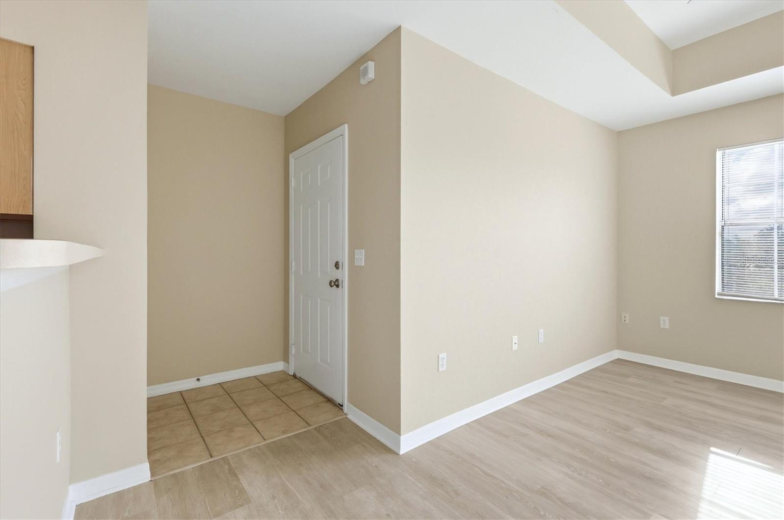 1015 VILLAGIO CIR #202, SARASOTA, FL, 34237