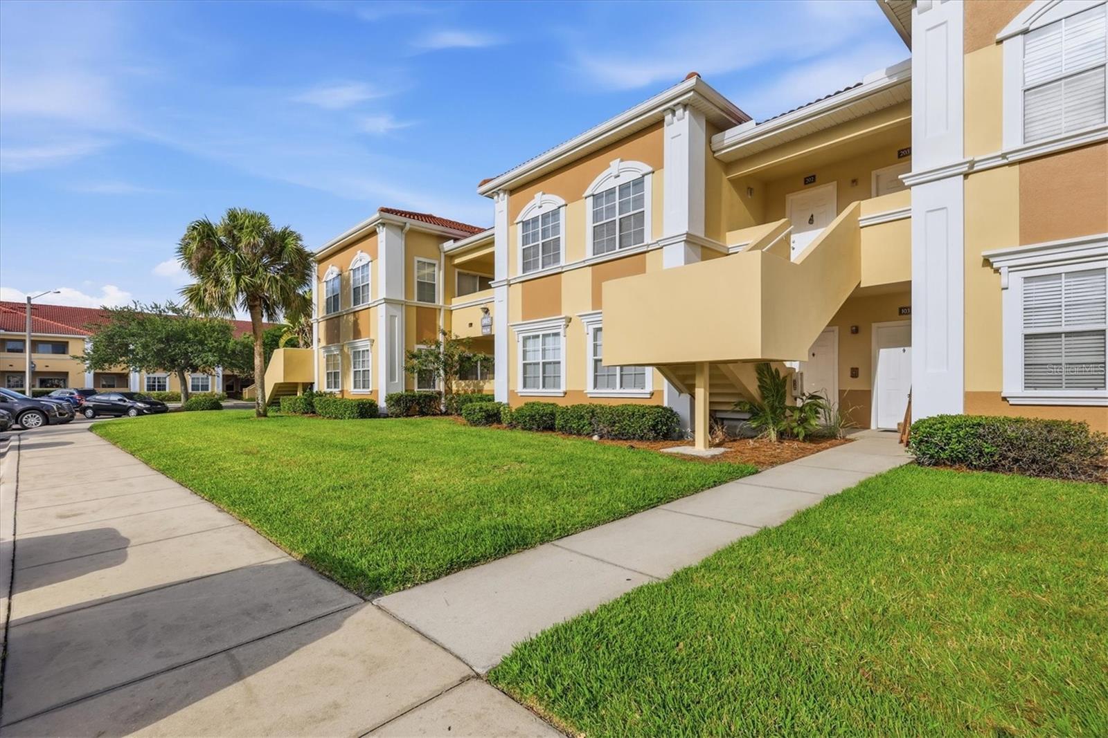 1015 VILLAGIO CIR #202, SARASOTA, FL, 34237