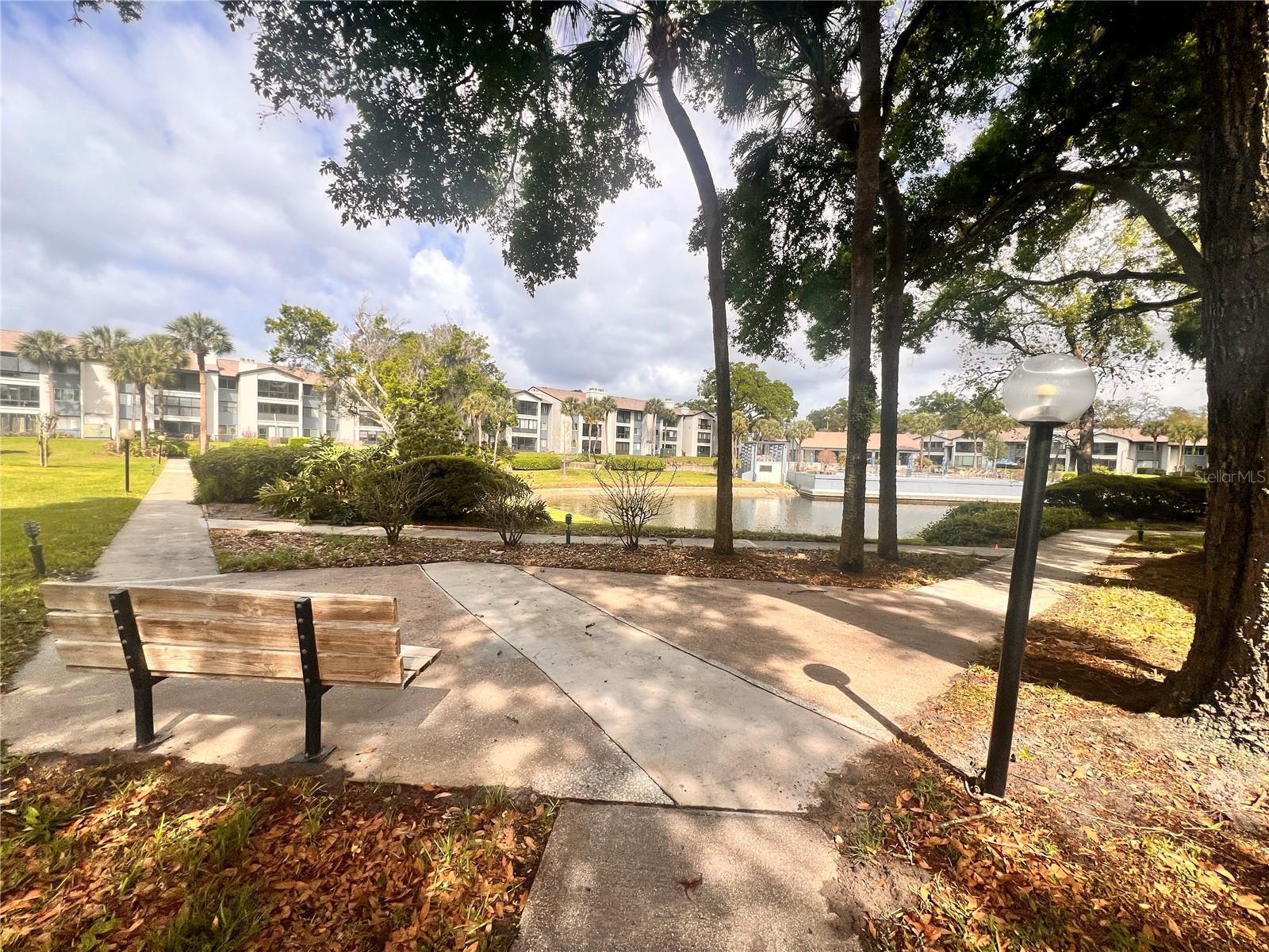 17 ESCONDIDO CIR #239, ALTAMONTE SPRINGS, FL, 32701