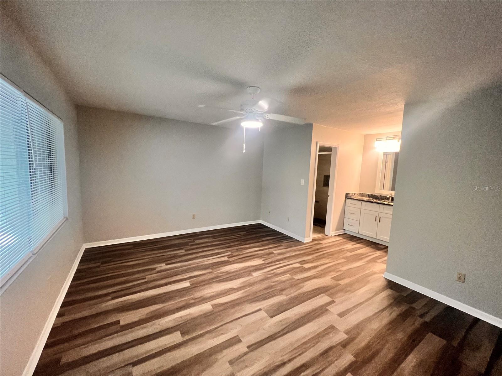 17 ESCONDIDO CIR #239, ALTAMONTE SPRINGS, FL, 32701