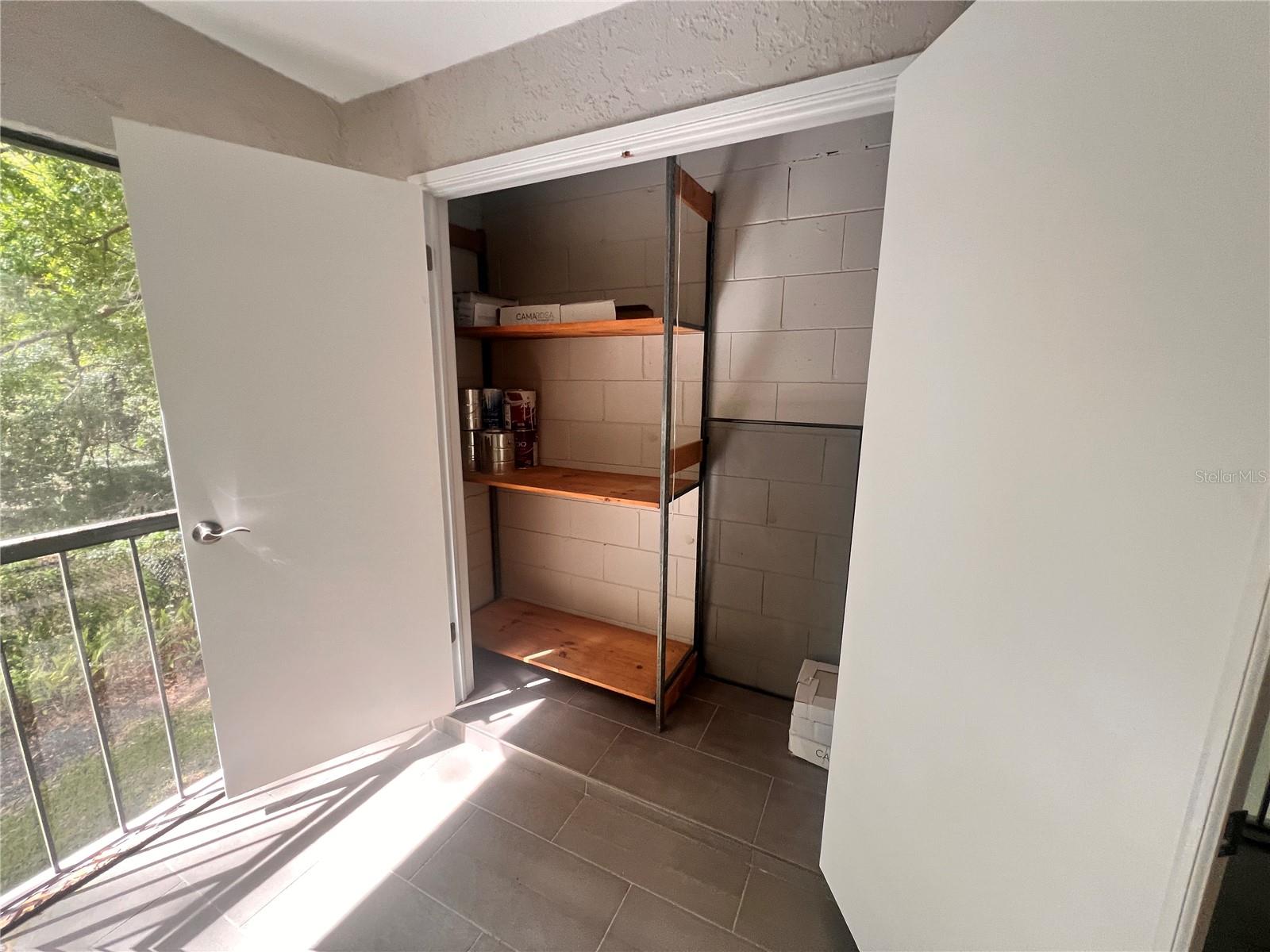 17 ESCONDIDO CIR #239, ALTAMONTE SPRINGS, FL, 32701