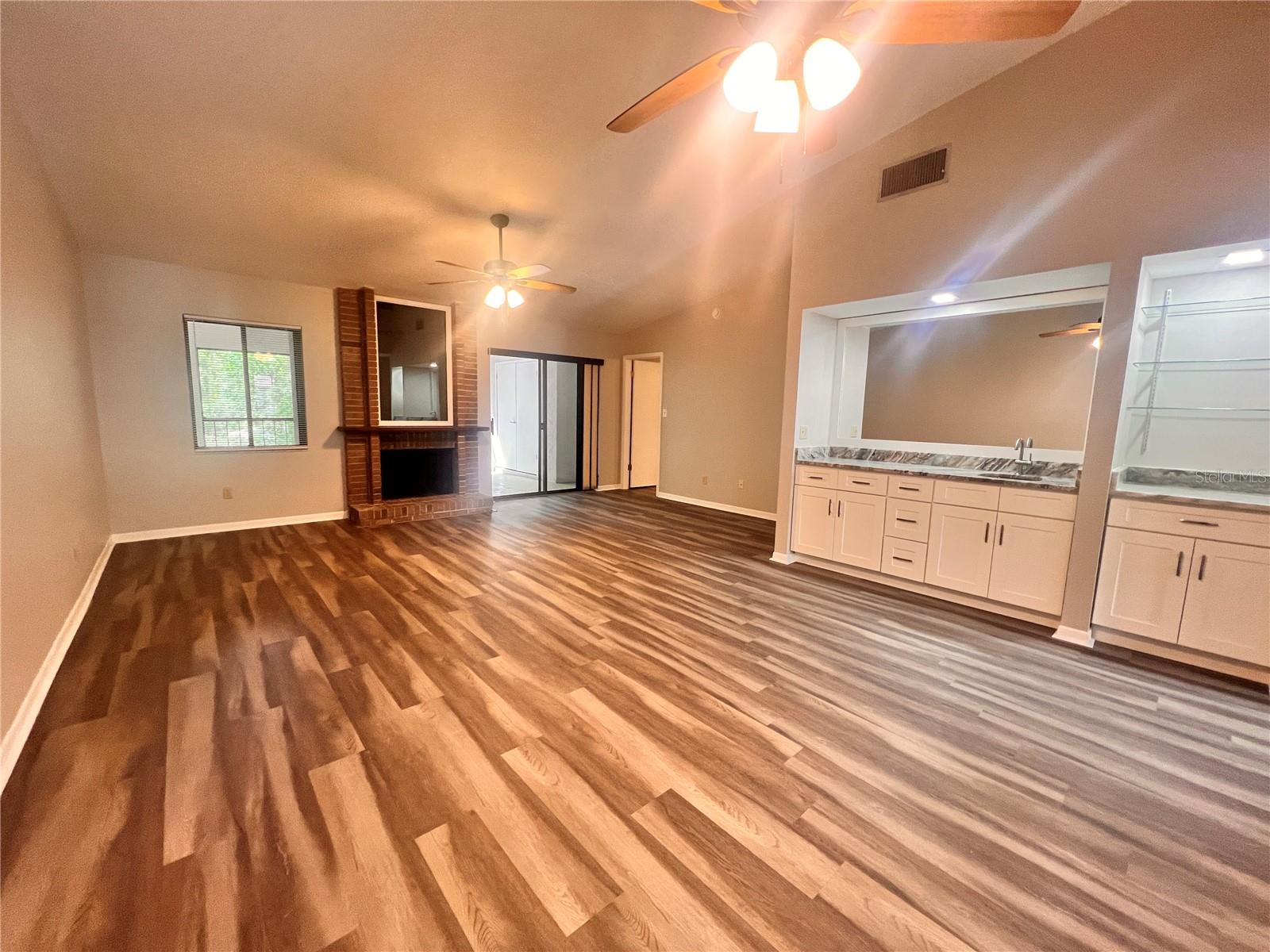 17 ESCONDIDO CIR #239, ALTAMONTE SPRINGS, FL, 32701