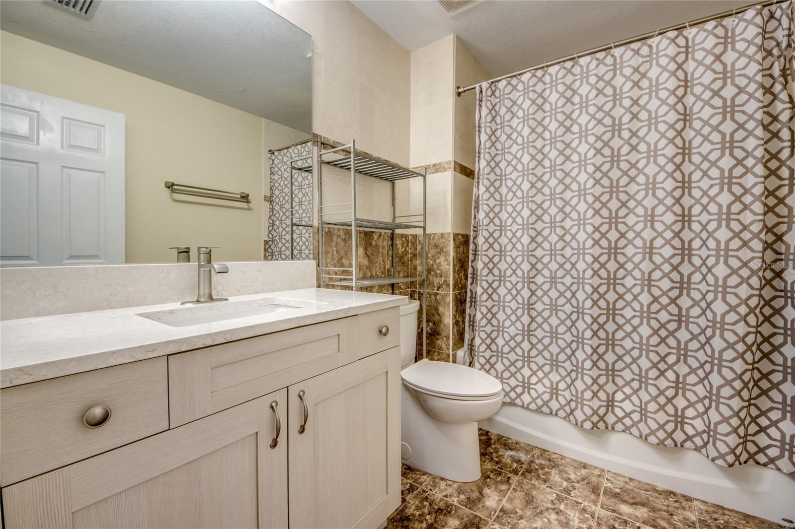 12515 MCGREGOR BLVD #210, FORT MYERS, FL, 33919