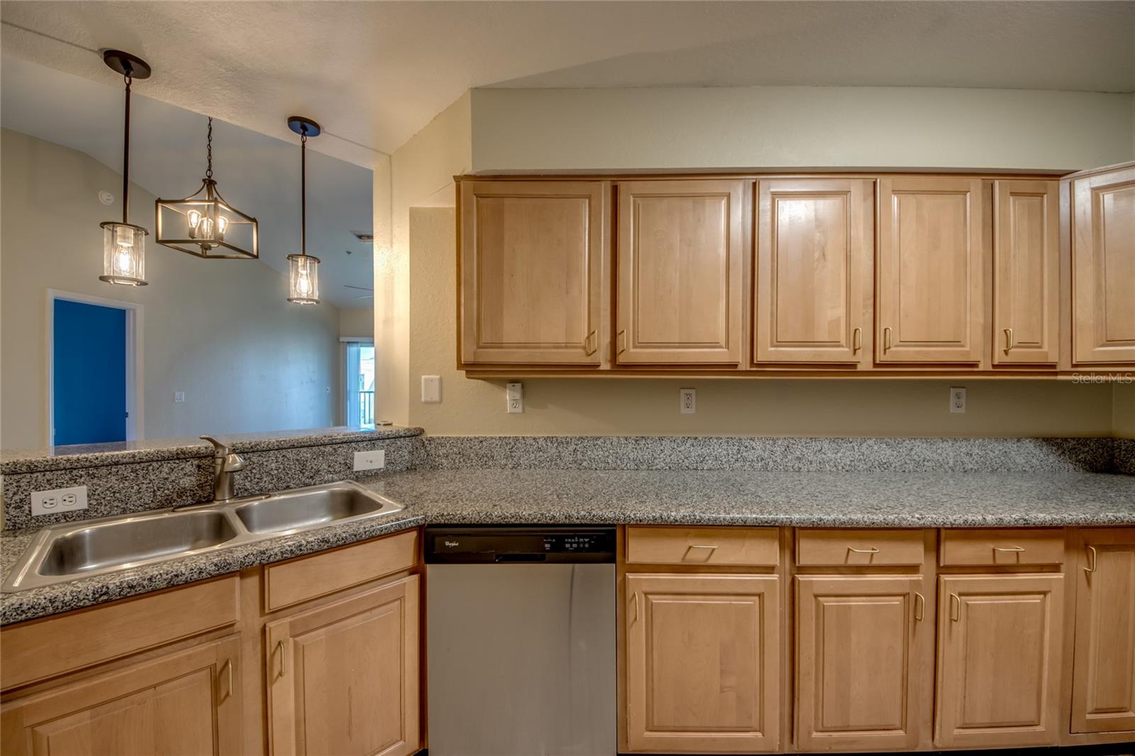12515 MCGREGOR BLVD #210, FORT MYERS, FL, 33919
