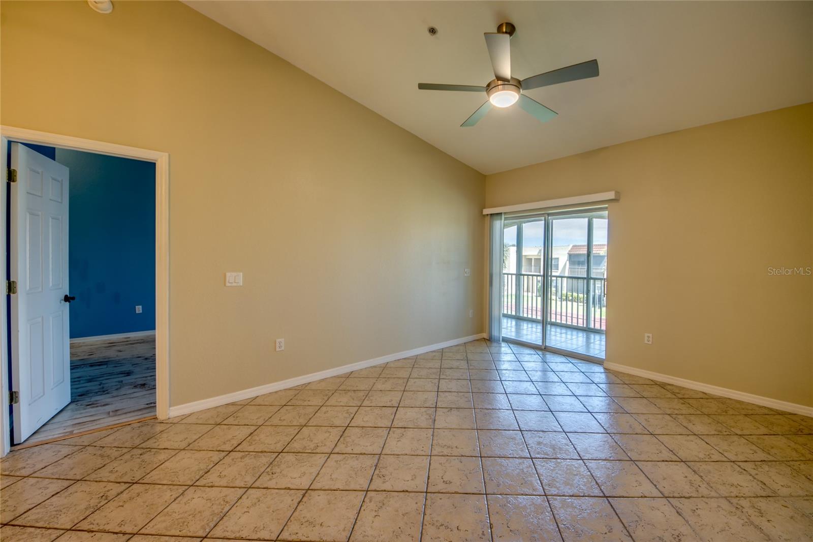 12515 MCGREGOR BLVD #210, FORT MYERS, FL, 33919