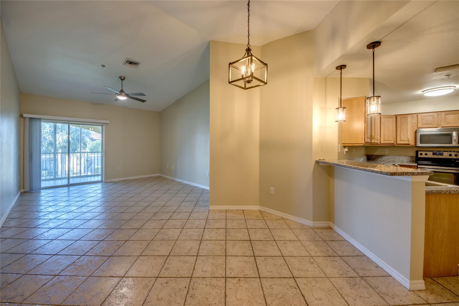 12515 MCGREGOR BLVD #210, FORT MYERS, FL, 33919