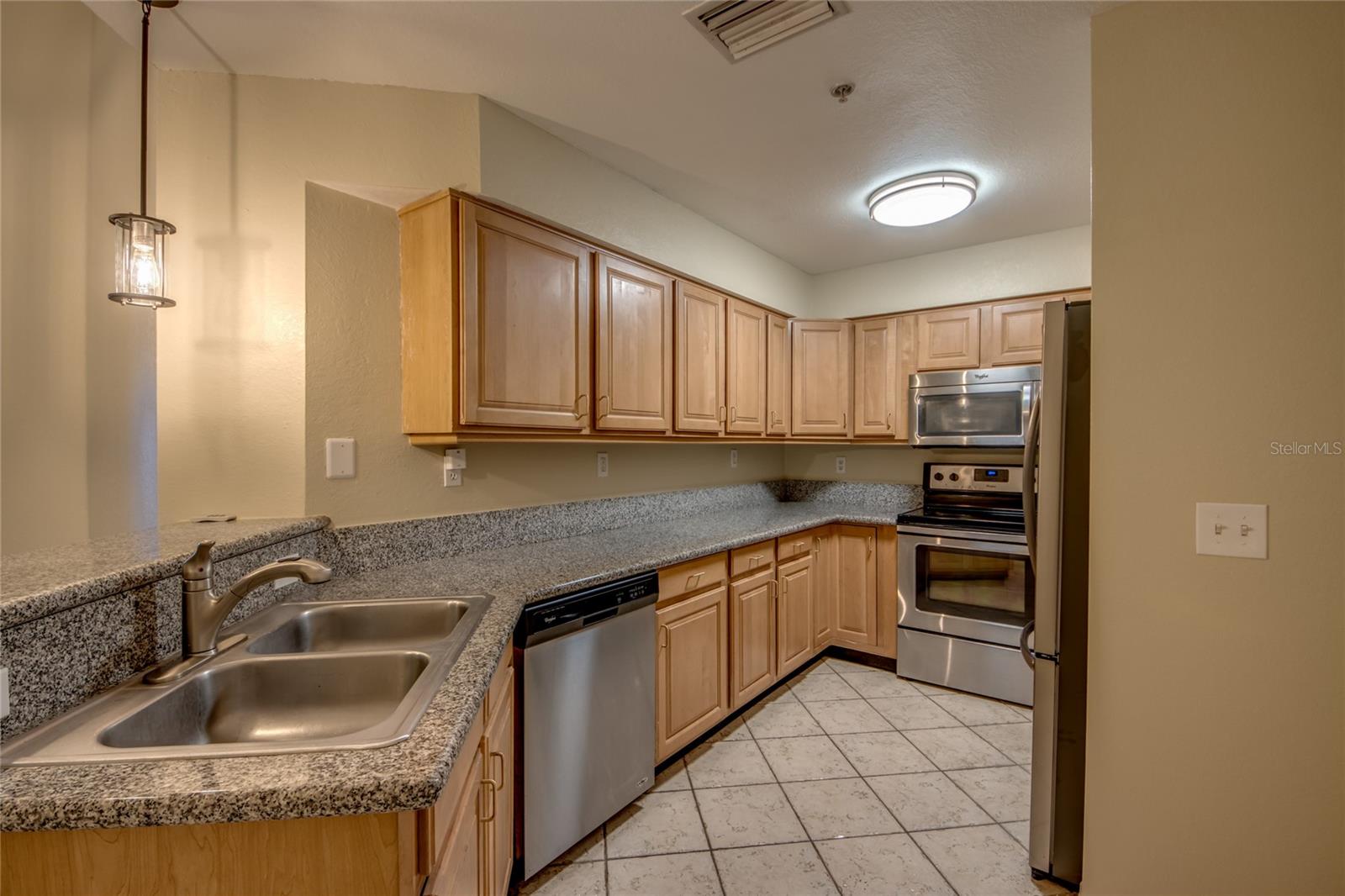 12515 MCGREGOR BLVD #210, FORT MYERS, FL, 33919